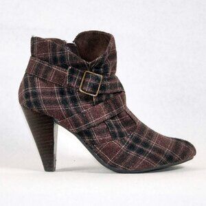 Diba Plaid ankle boots women's size 8M side zip closure